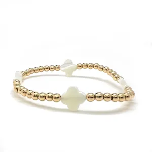 4 MOTHER OF PEARL QUATRAFOIL/BEAD BRACELET