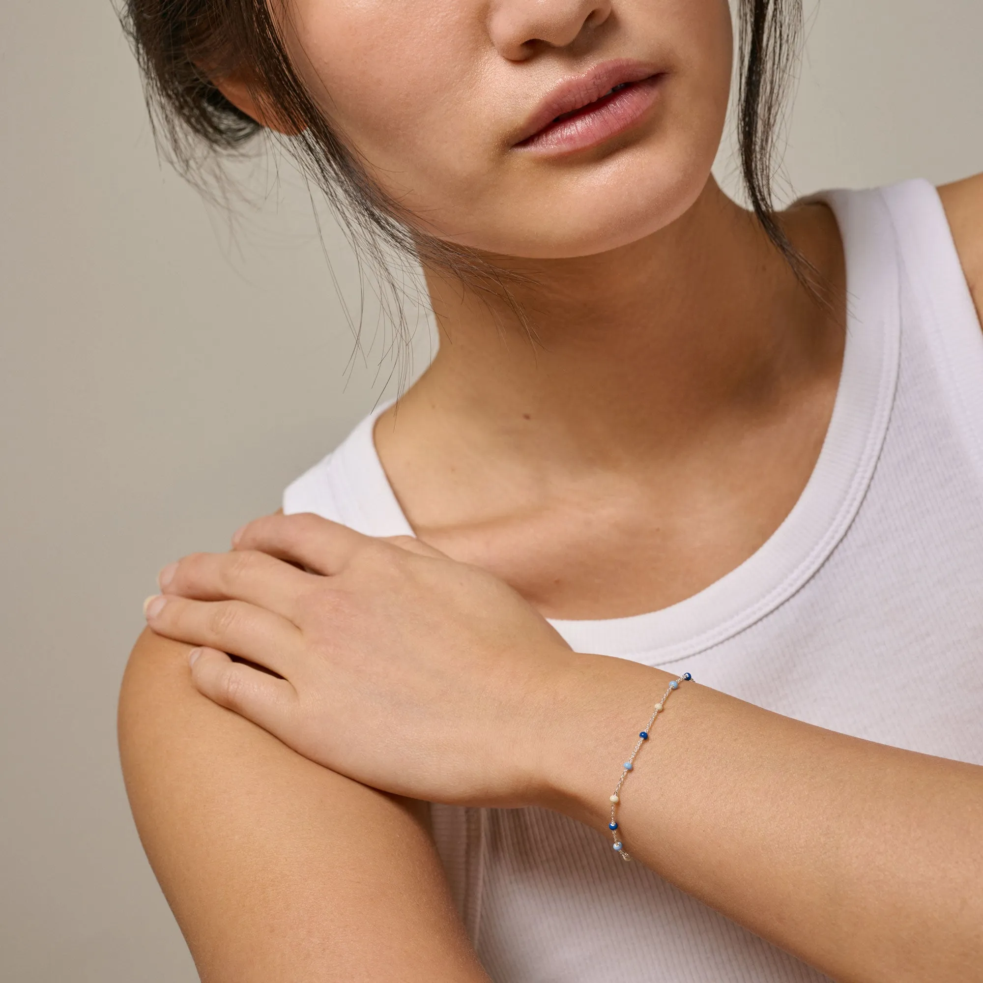 Bracelet, Lola