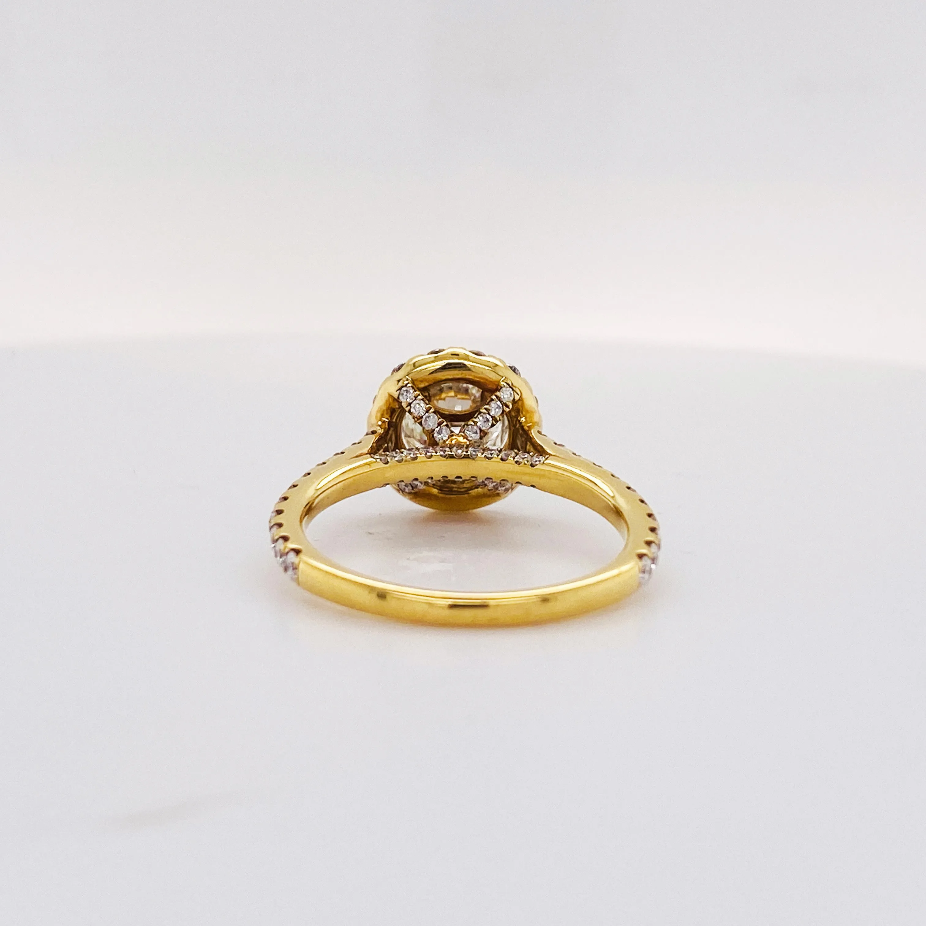 Diamond Halo Engagement Ring