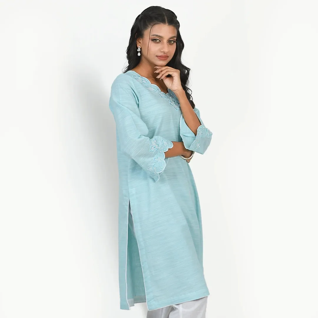 Embroidered kameez