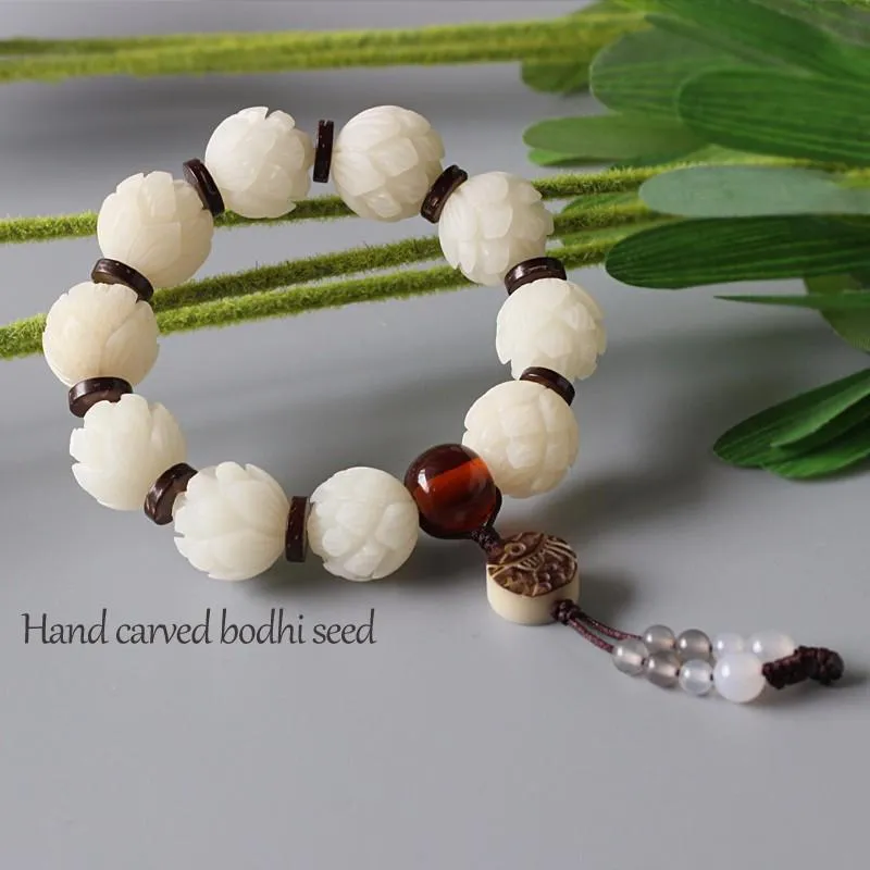 Hand-Carved Bodhi Seeds Tagua Nut Lucky Fish Bracelet