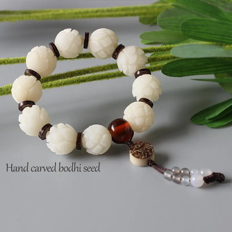 Hand-Carved Bodhi Seeds Tagua Nut Lucky Fish Bracelet