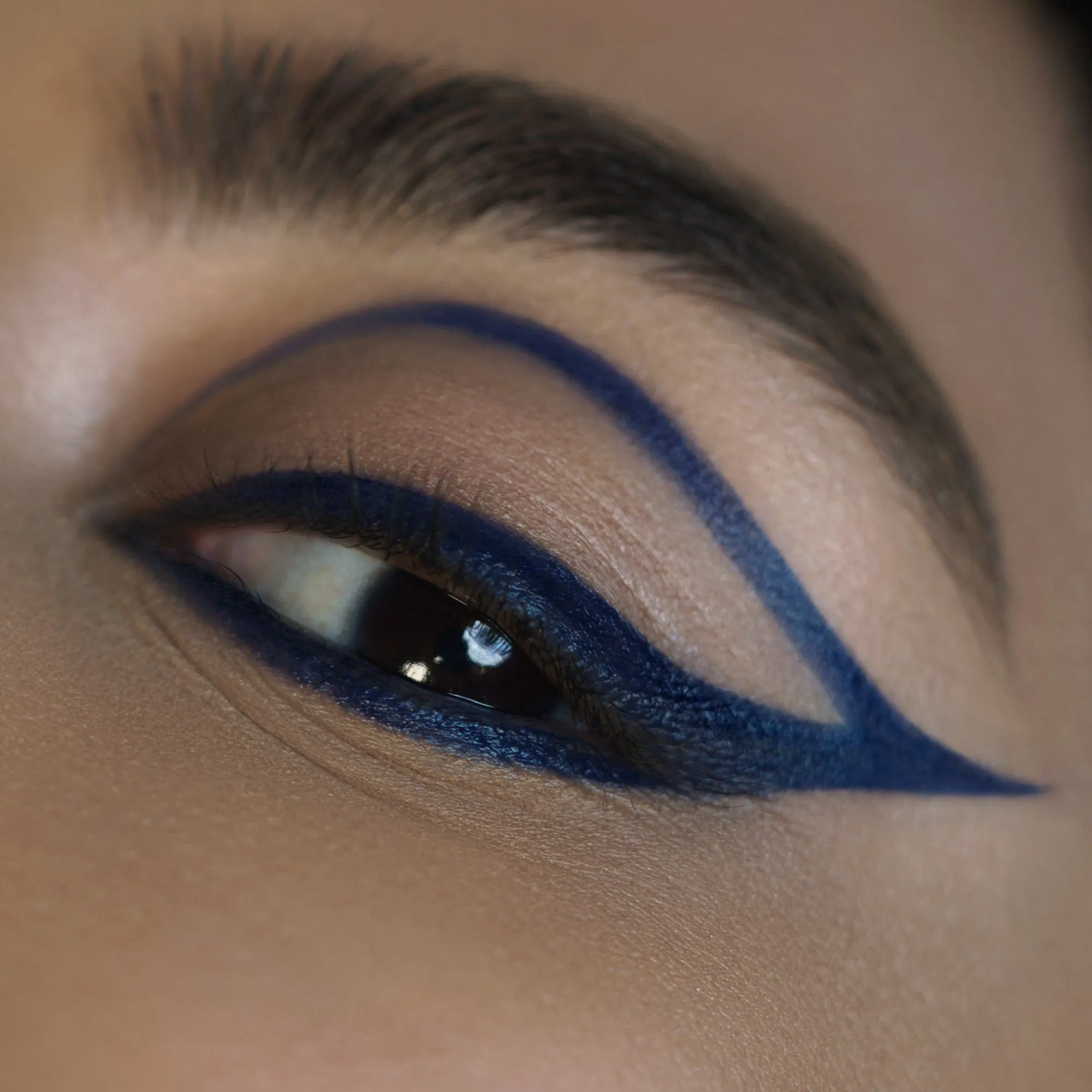 The Black Orb Enigmatic Kohl Eyeliner: Dusk