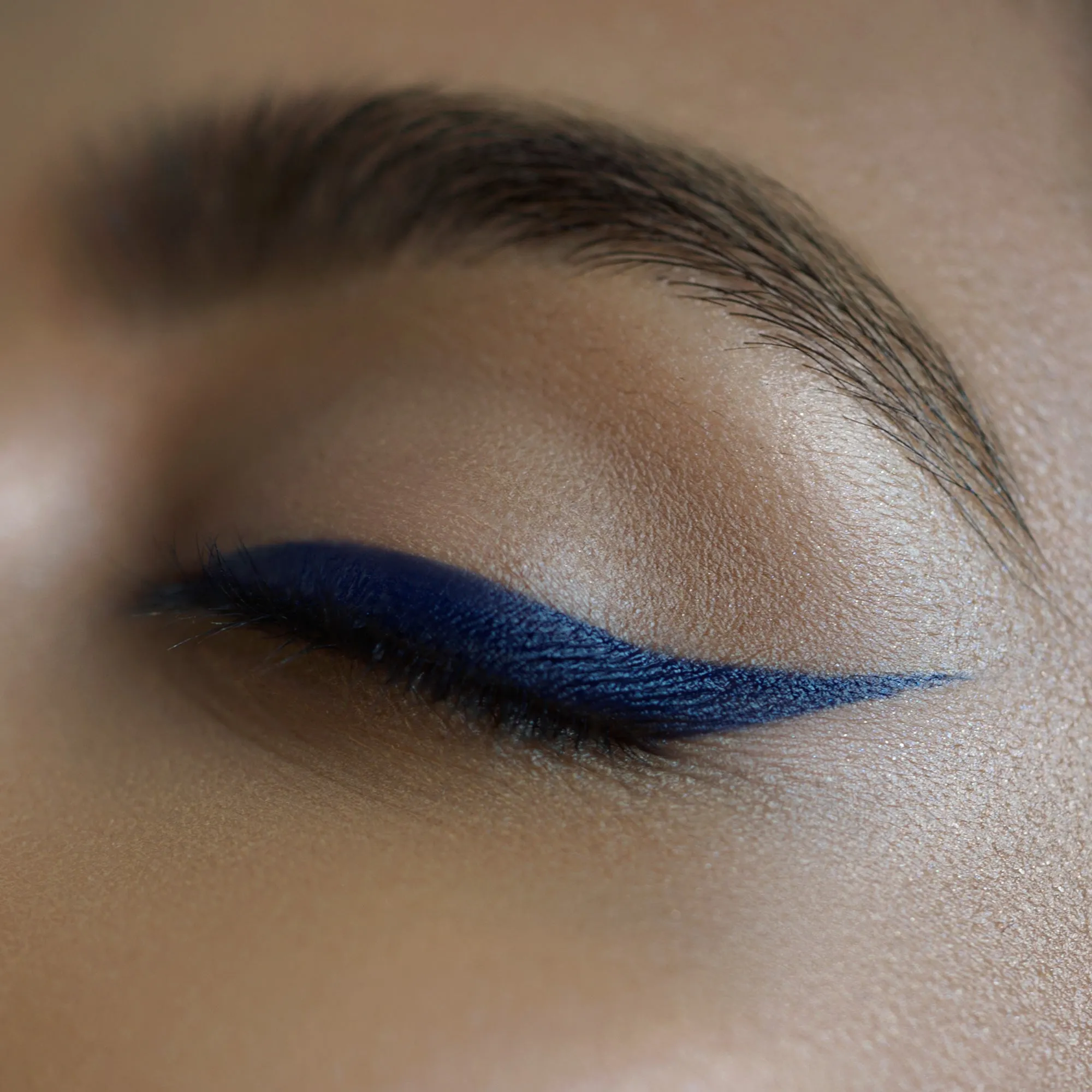 The Black Orb Enigmatic Kohl Eyeliner: Dusk